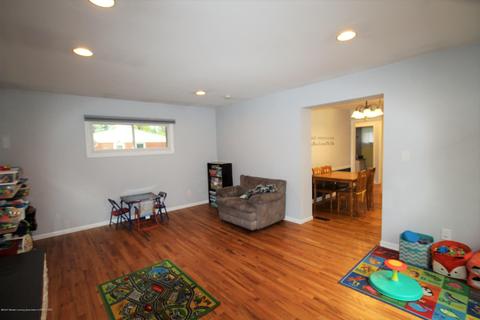 5585 Hallendale Rd, Haslett, MI 48840 photo 19