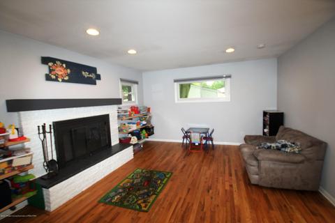 5585 Hallendale Rd, Haslett, MI 48840 photo 18