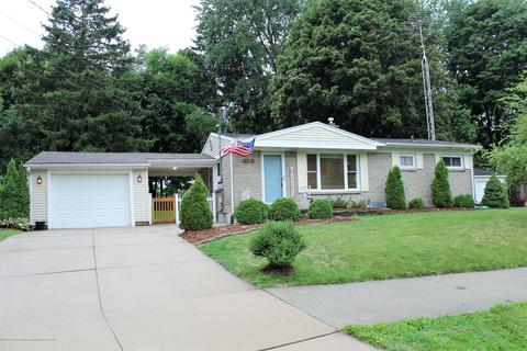 5585 Hallendale Rd, Haslett, MI 48840 photo 1