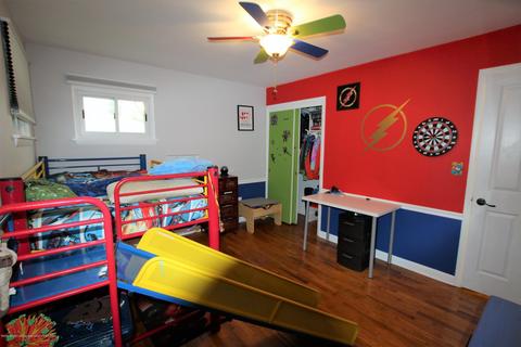 5585 Hallendale Rd, Haslett, MI 48840 photo 24