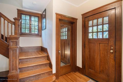 529 Clark St, Owosso, MI 48867 photo 5