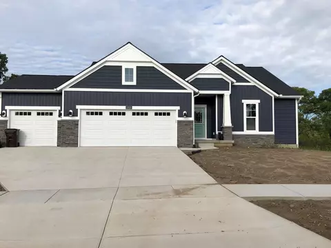 11920 Kalamata Dr, Dewitt, MI 48820 photo 1