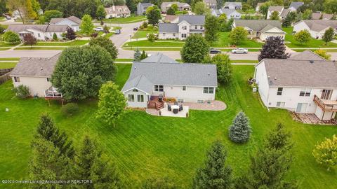 13653 Harvest Ln, Bath, MI 48808 photo 32