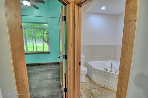 2302 Gilbert Rd, Lansing, MI 48911 photo 14