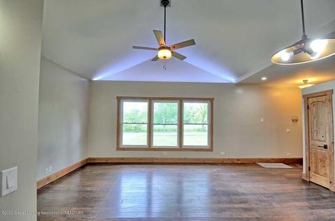 2302 Gilbert Rd, Lansing, MI 48911 photo 15