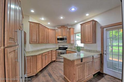 2302 Gilbert Rd, Lansing, MI 48911 photo 9
