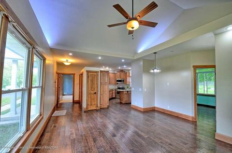 2302 Gilbert Rd, Lansing, MI 48911 photo 8