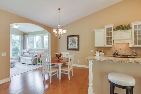 1550 Agnes Glen Cir, Dewitt, MI 48820 photo 21