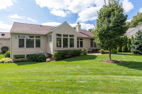 1550 Agnes Glen Cir, Dewitt, MI 48820 photo 5
