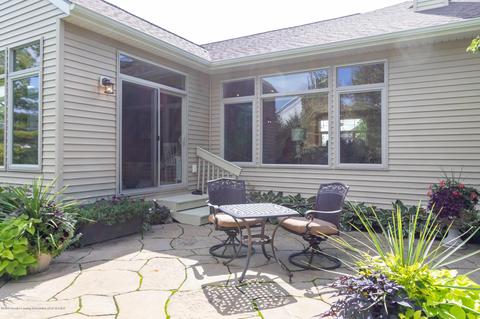 1550 Agnes Glen Cir, Dewitt, MI 48820 photo 9