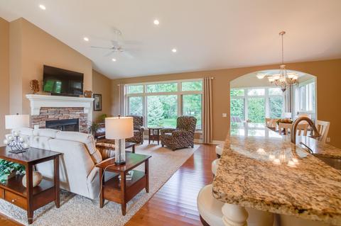 1550 Agnes Glen Cir, Dewitt, MI 48820 photo 14