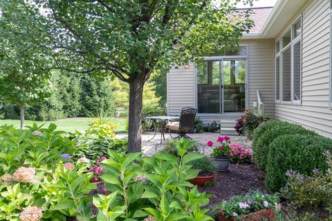 1550 Agnes Glen Cir, Dewitt, MI 48820 photo 8