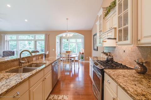 1550 Agnes Glen Cir, Dewitt, MI 48820 photo 18