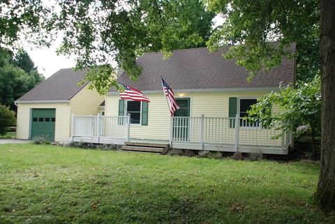 1569 Hatch Rd, Okemos, MI 48864 photo 2