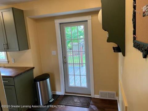 1569 Hatch Rd, Okemos, MI 48864 photo 15