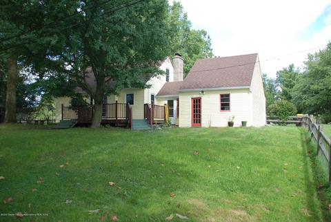 1569 Hatch Rd, Okemos, MI 48864 photo 4