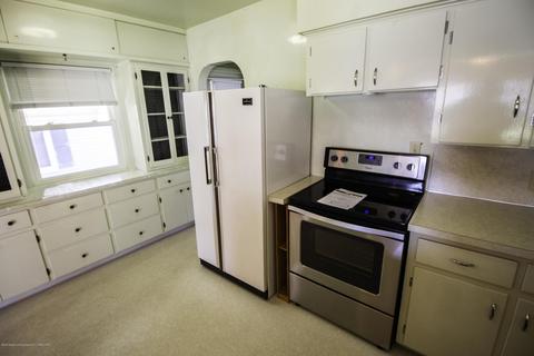 1515 Berkeley Dr, Lansing, MI 48910 photo 7