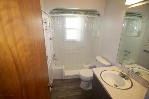 1515 Berkeley Dr, Lansing, MI 48910 photo 21