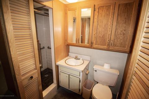 1515 Berkeley Dr, Lansing, MI 48910 photo 13