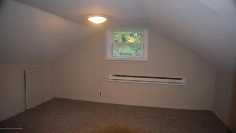 2404 Lyons Ave, Lansing, MI 48910 photo 2