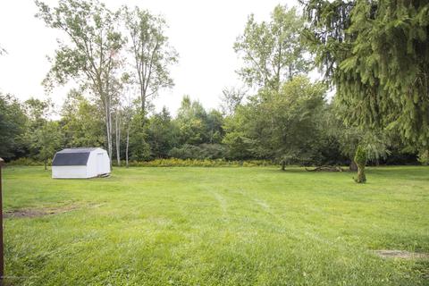 1203 Victoria Dr, Lansing, MI 48911 photo 10