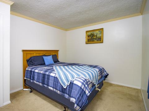 1203 Victoria Dr, Lansing, MI 48911 photo 5