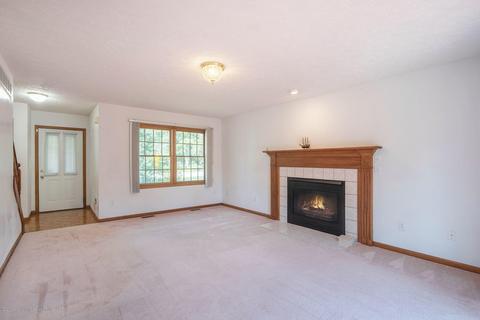 2970 Pine Tree Rd, Lansing, MI 48911 photo 4