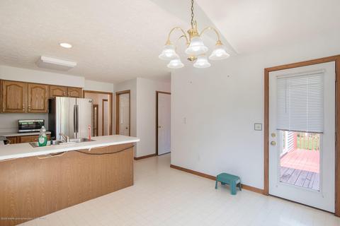 2970 Pine Tree Rd, Lansing, MI 48911 photo 11