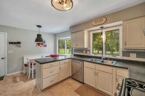 4783 Wilcox Rd, Holt, MI 48842 photo 14