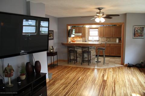 316 N Madison St, Perry, MI 48872 photo 11