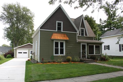 316 N Madison St, Perry, MI 48872 photo 1