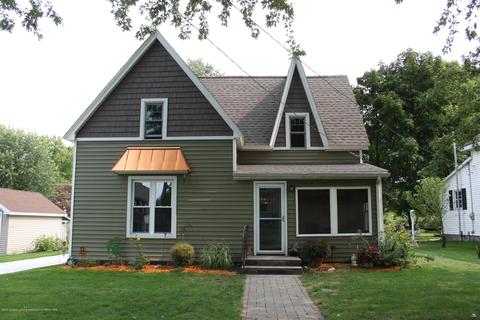 316 N Madison St, Perry, MI 48872 photo 2
