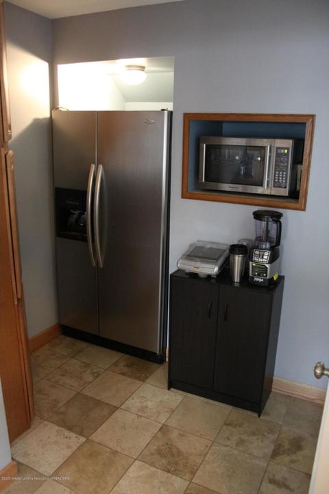316 N Madison St, Perry, MI 48872 photo 19