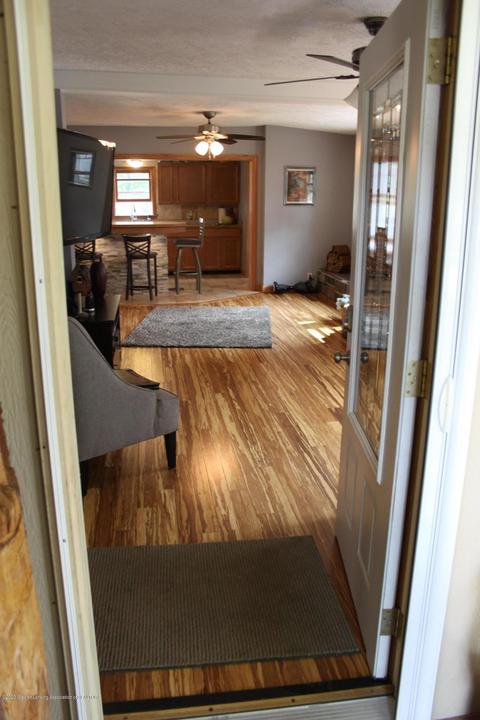 316 N Madison St, Perry, MI 48872 photo 9