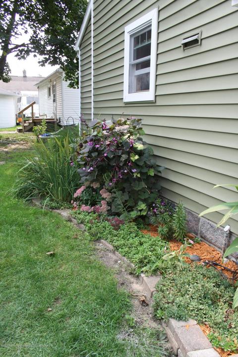 316 N Madison St, Perry, MI 48872 photo 35
