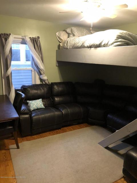 1032 Smith Ave, Lansing, MI 48910 photo 13