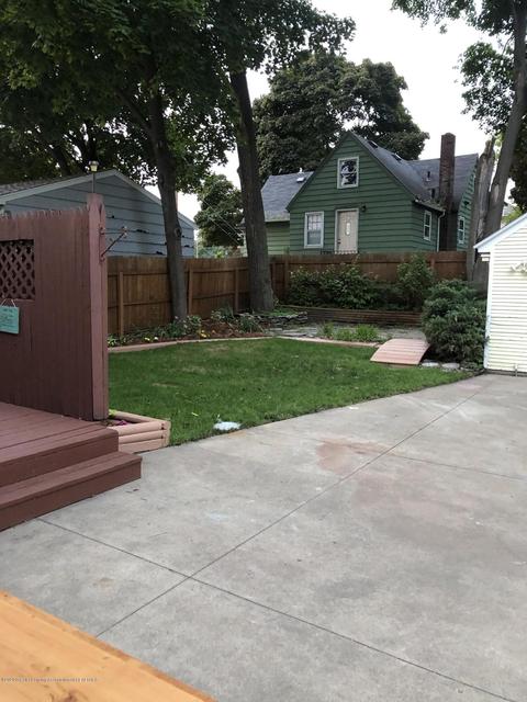 1032 Smith Ave, Lansing, MI 48910 photo 7