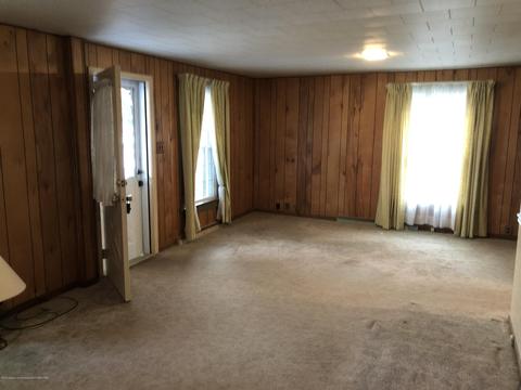 200 E Kent St, Grand Ledge, MI 48837 photo 4