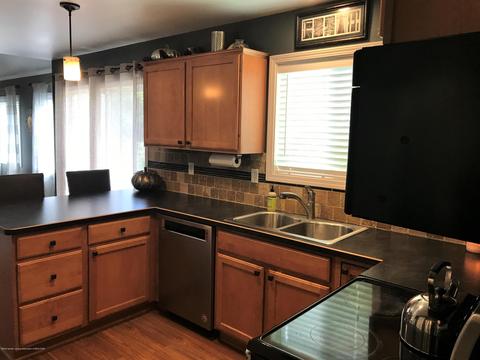 5867 Westover Dr, Bath, MI 48808 photo 7
