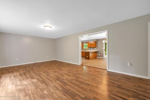 6590 Williams Rd, Dimondale, MI 48821 photo 8