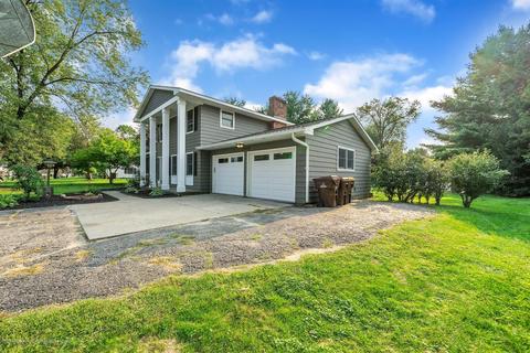 13076 Shadybrook Ln, Dewitt, MI 48820 photo 2