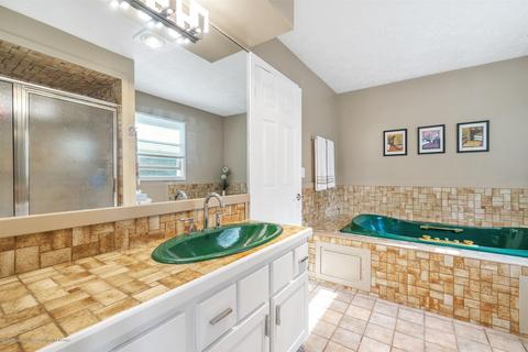 13076 Shadybrook Ln, Dewitt, MI 48820 photo 16