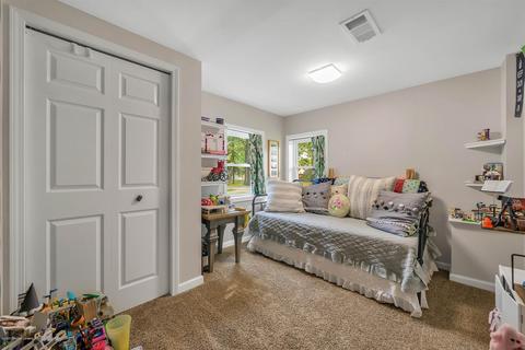 5979 Harvey St, Haslett, MI 48840 photo 17