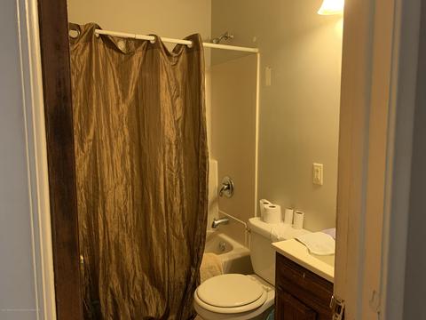 2000 William St, Lansing, MI 48915 photo 11