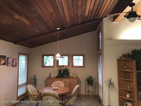1764 Roe St, Haslett, MI 48840 photo 11