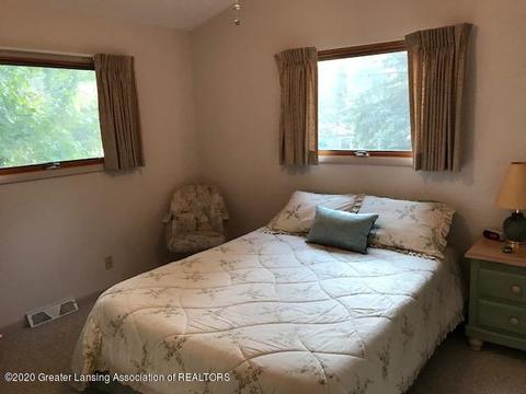 1764 Roe St, Haslett, MI 48840 photo 20