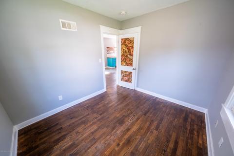 1127 Hapeman St, Lansing, MI 48915 photo 11