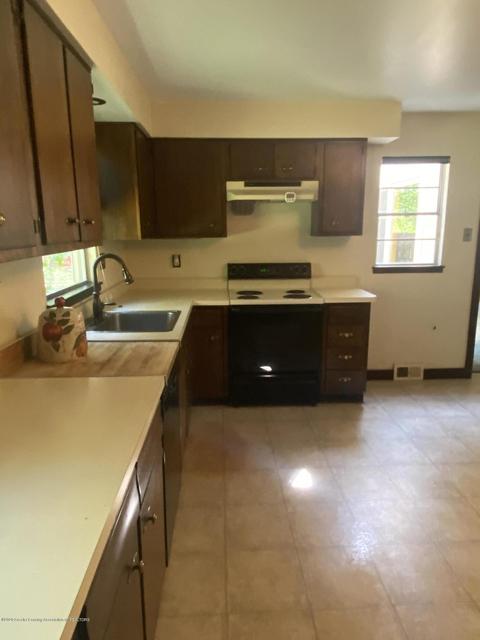 4544 Chippewa Dr, Okemos, MI 48864 photo 14
