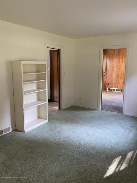 4544 Chippewa Dr, Okemos, MI 48864 photo 8