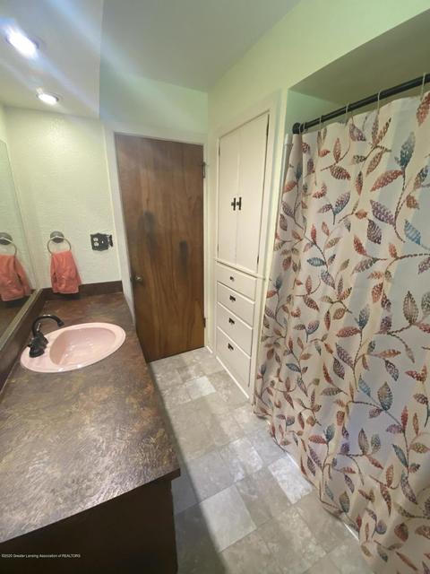 4544 Chippewa Dr, Okemos, MI 48864 photo 23